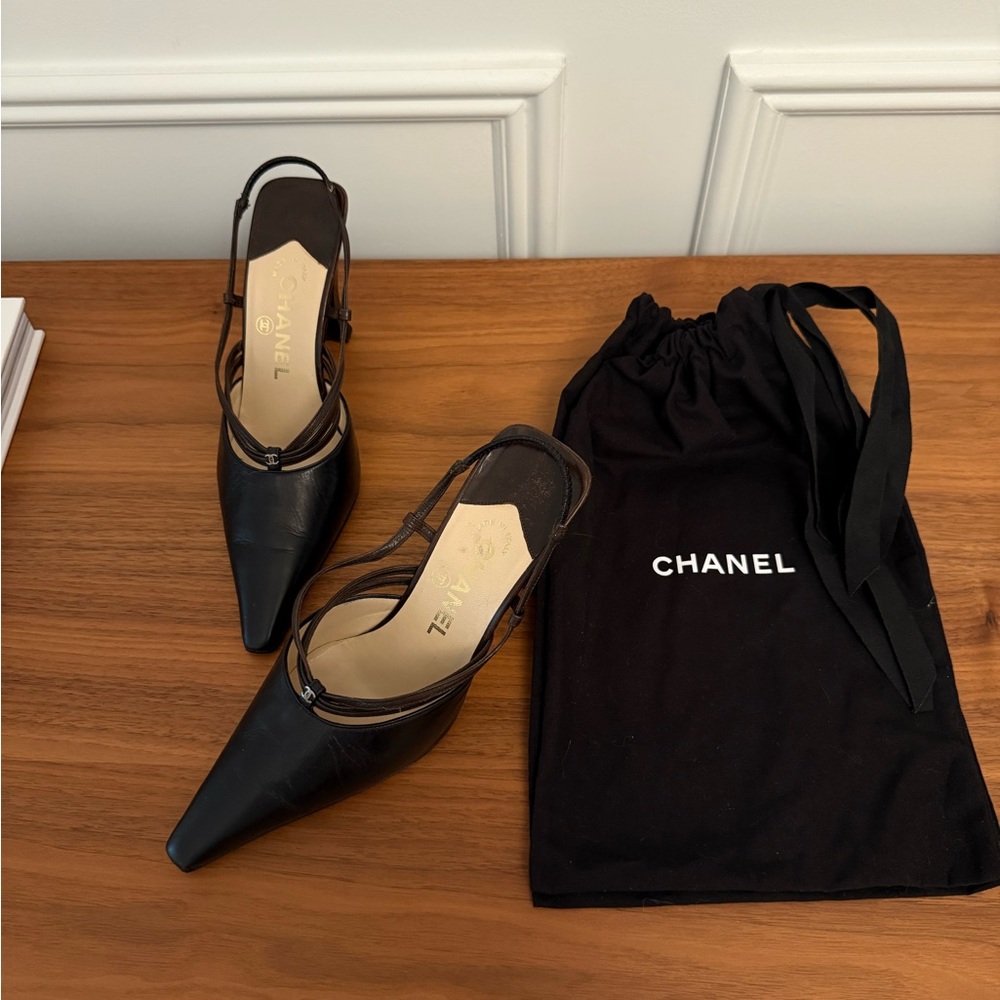 CHANEL Slingback brown heels